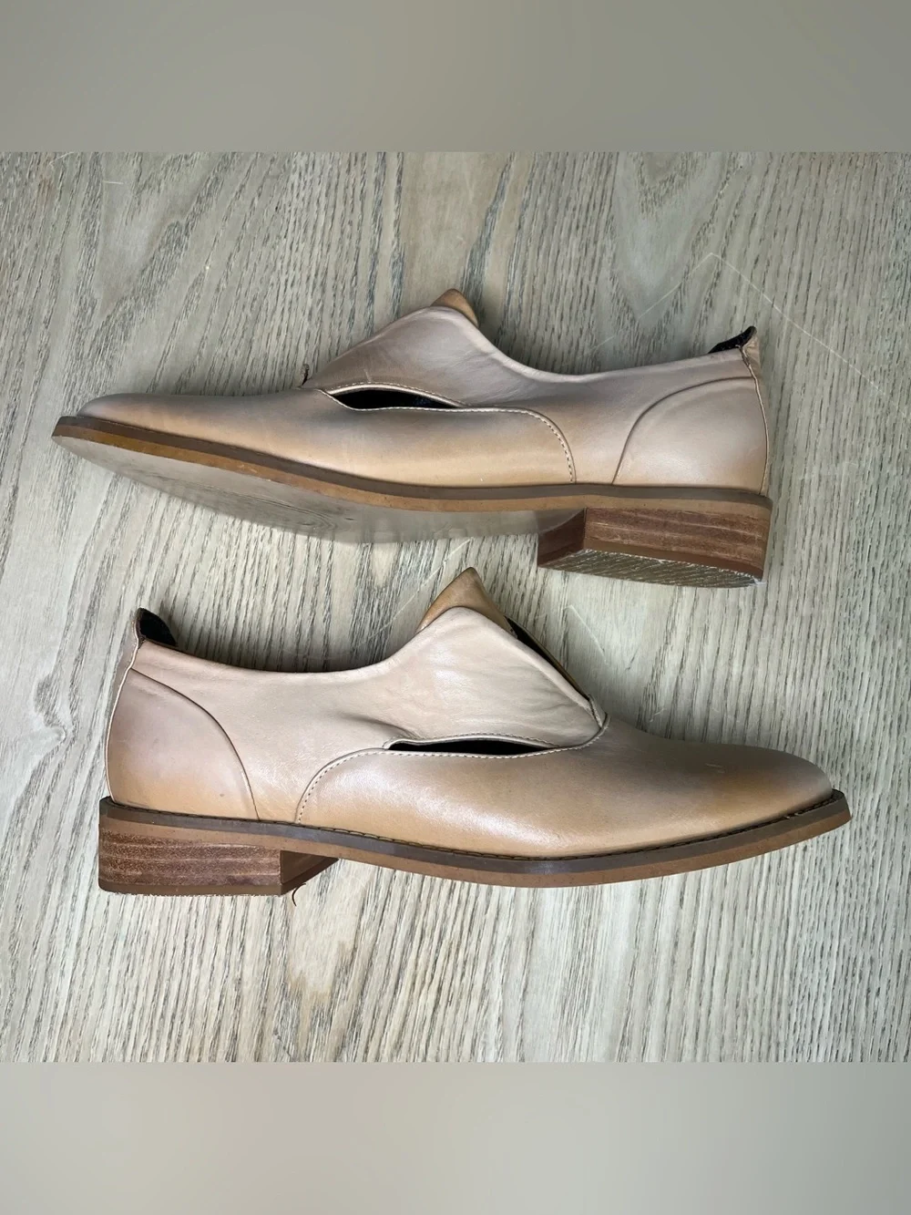 Hardy Oxford Peekaboo Slip On Leather Low Heel Shoes Tan Patina Women’s Size 8.5